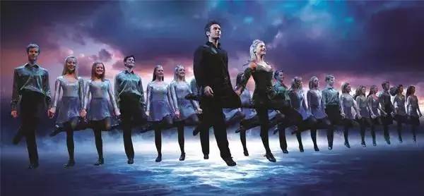 孩子走进童话城堡、探秘社会主义发源地九游会j9ag暑期包机直飞俄罗斯带(图2) 孩子走进童话城堡、探秘社会主义发源地九游会j9ag暑期包机直飞俄罗斯带(图2)